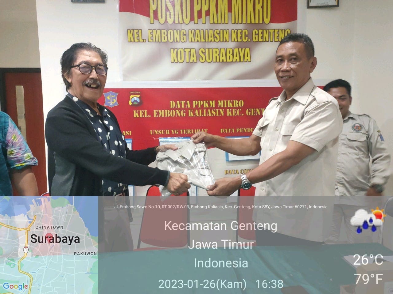 Sertijab ketua LPMK Hari Kasmudji kepada Kasilan Ketua LPMK yang baru periode 2023 - 2027